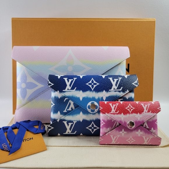 Louis Vuitton Handbags - LOUIS VUITTON LV Escale Monogram Kirigami Pochette Set